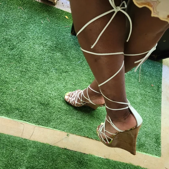 Dolce&Gabana White Strappy Wedges🔥 - Picture 3 of 7